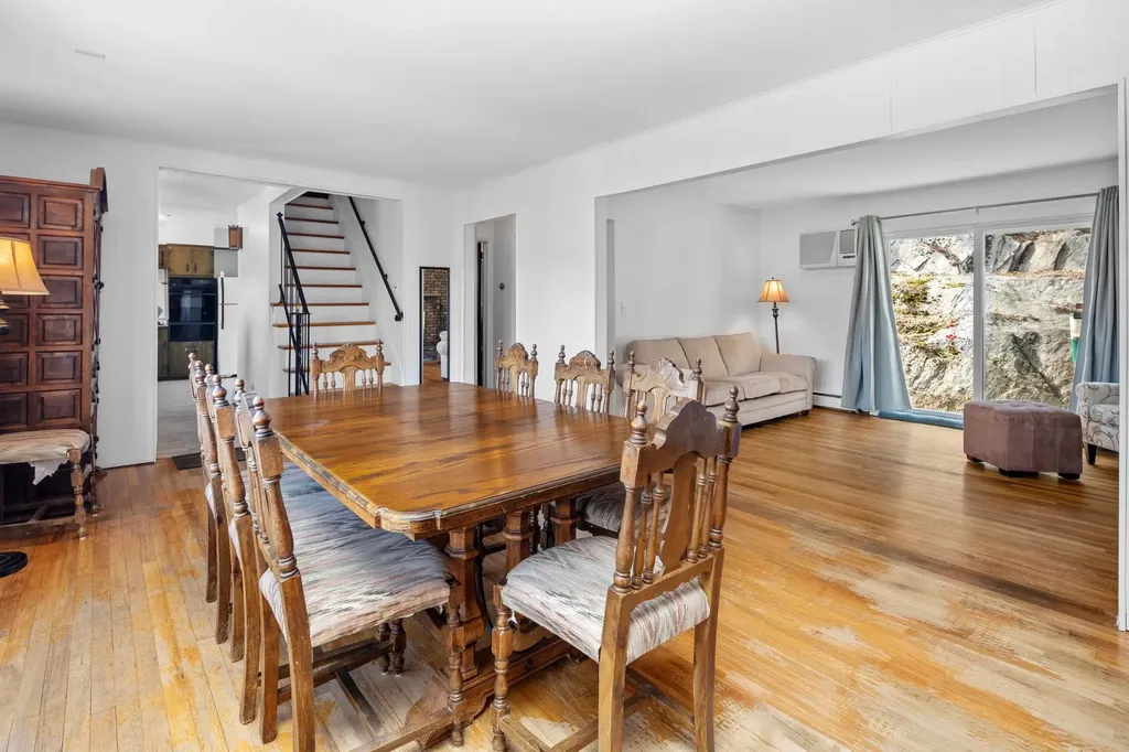 26 Linn Place Yonkers NY 10705