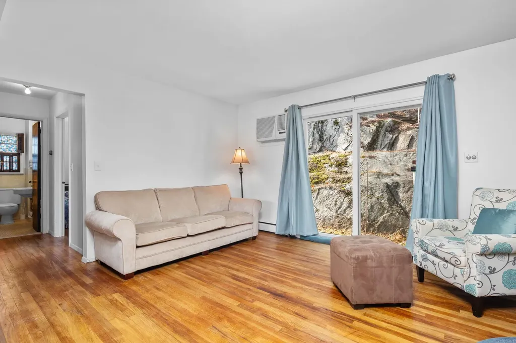 26 Linn Place Yonkers NY 10705