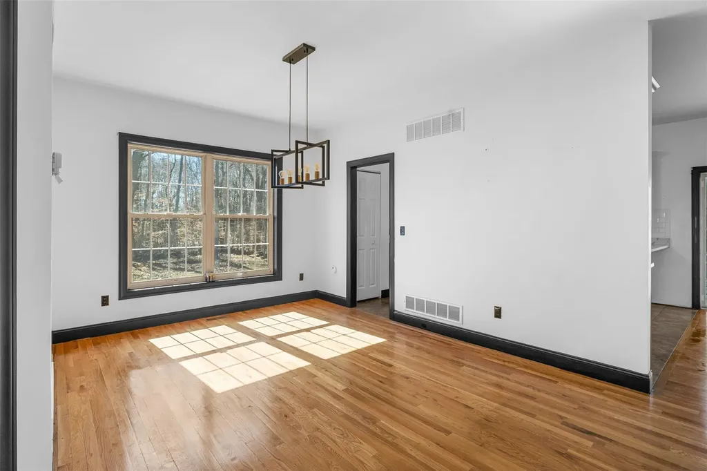 89 Old Post Road Marlboro NY 12542