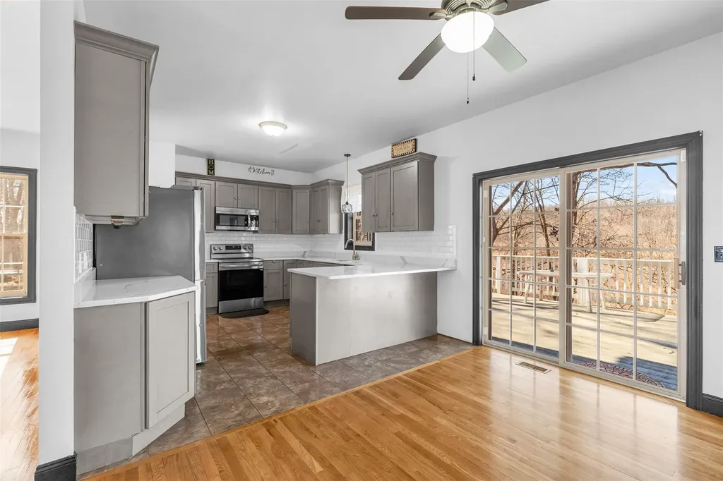89 Old Post Road Marlboro NY 12542