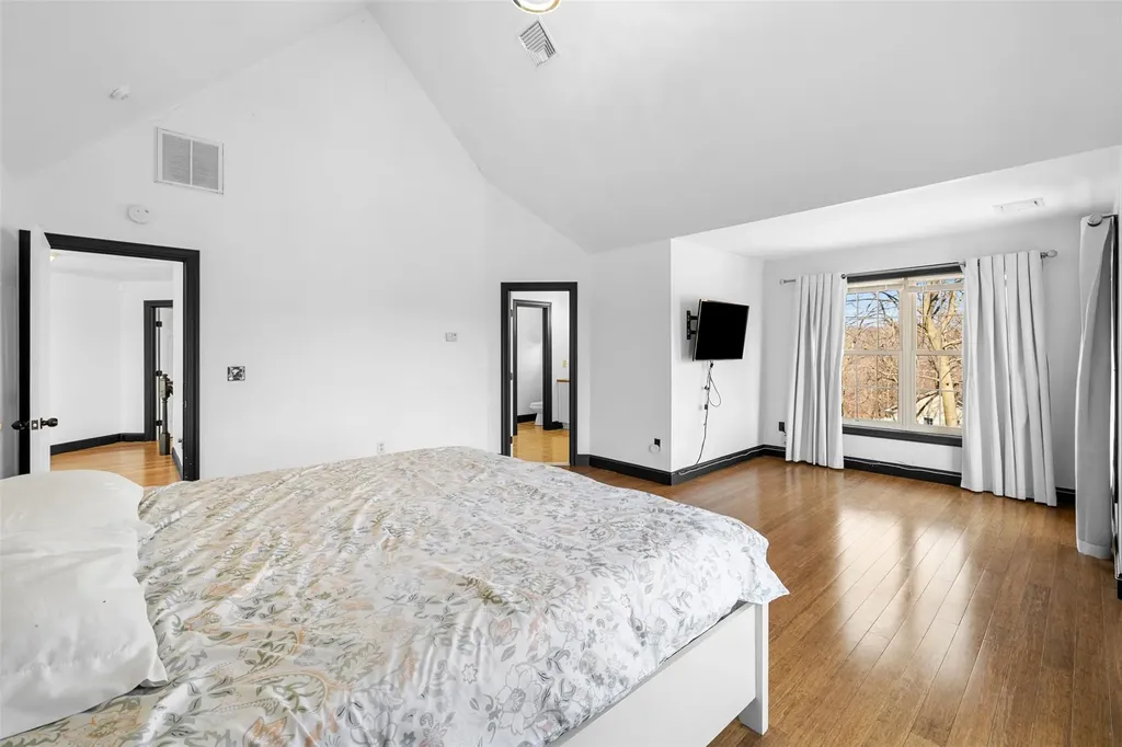89 Old Post Road Marlboro NY 12542