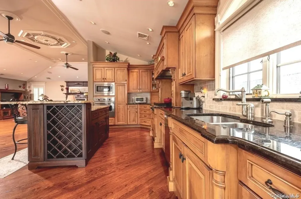 91 Virginia Avenue Long Beach NY 11561