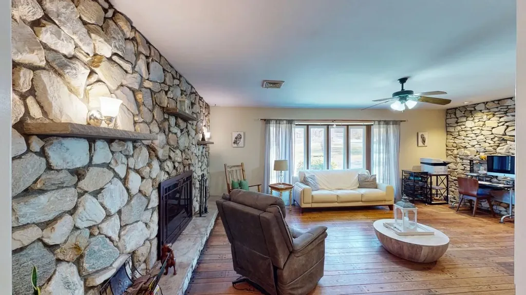 1319 E Mombasha Road Monroe NY 10950