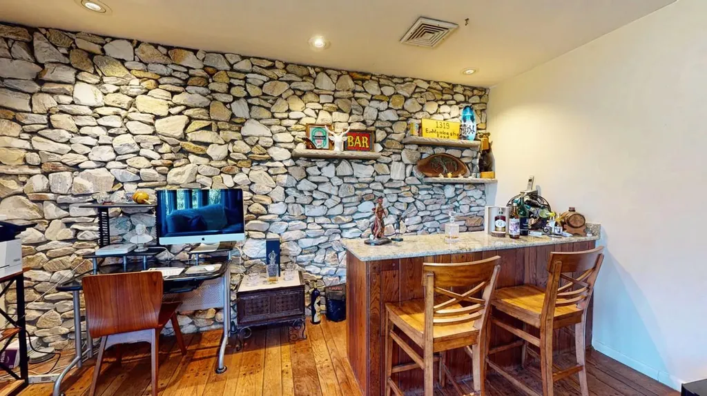 1319 E Mombasha Road Monroe NY 10950