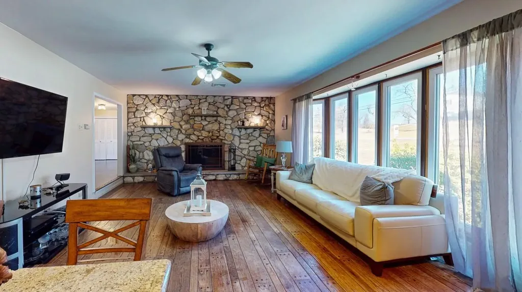1319 E Mombasha Road Monroe NY 10950