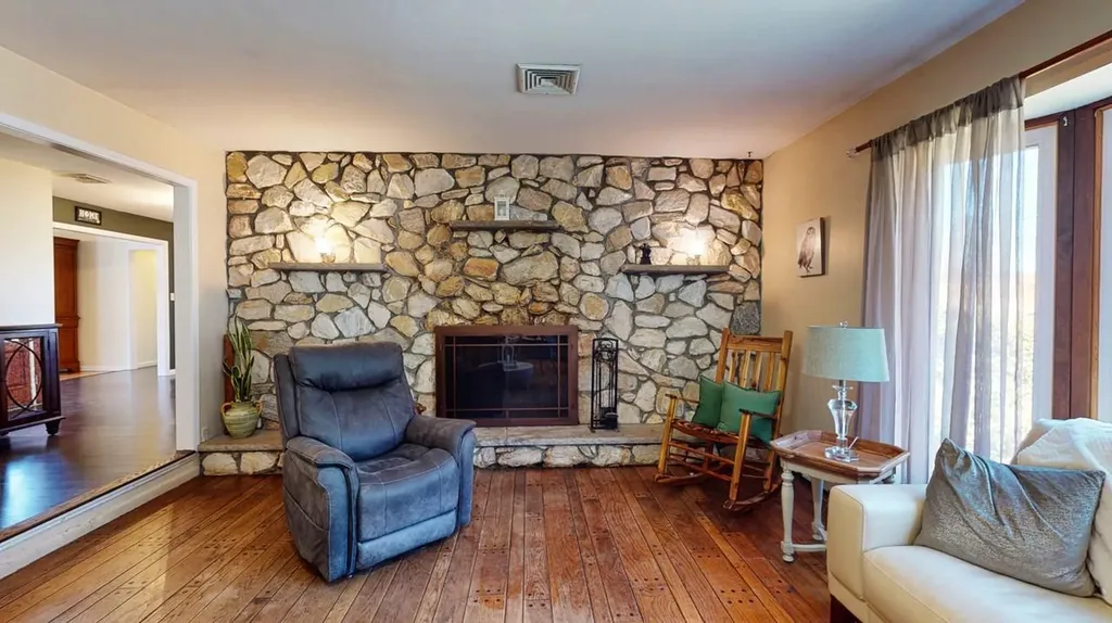 1319 E Mombasha Road Monroe NY 10950