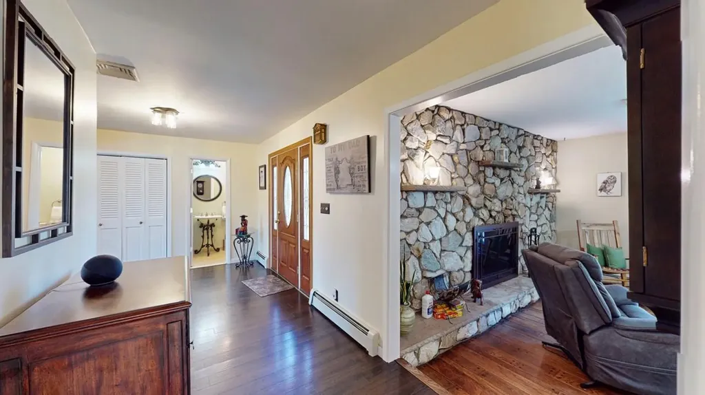 1319 E Mombasha Road Monroe NY 10950