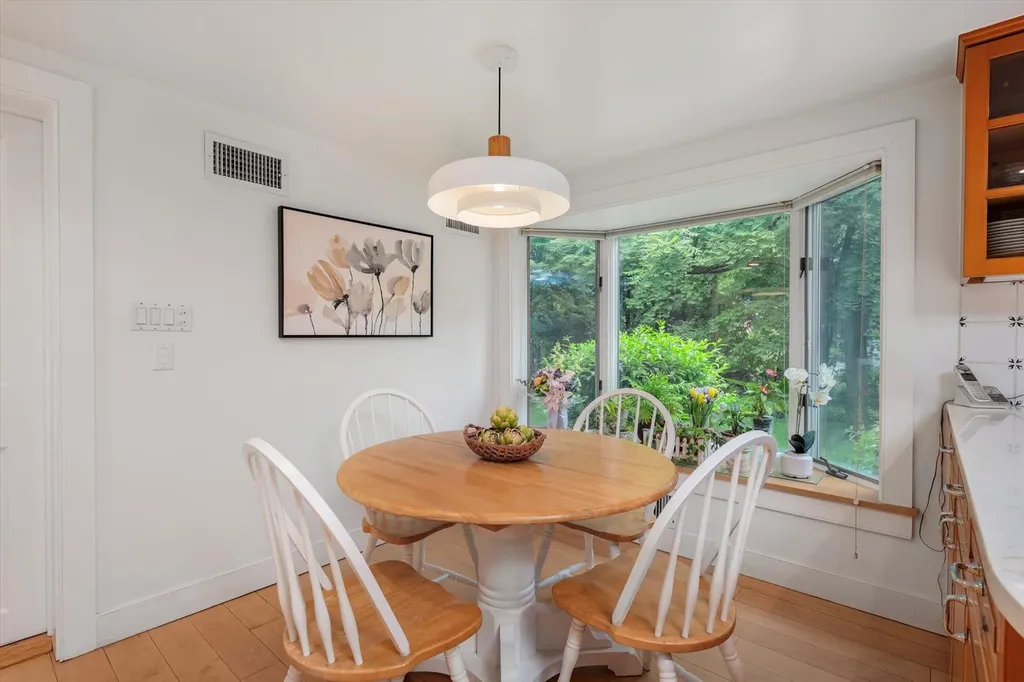 250 Schenck Avenue Great Neck NY 11021