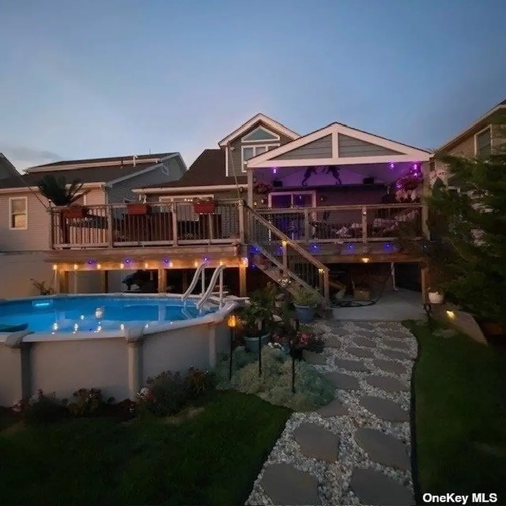 17 West Avenue Lawrence NY 11559