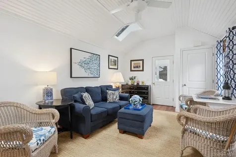 424 4th Street Greenport NY 11944