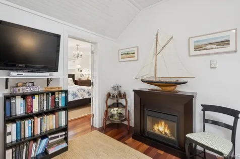 424 4th Street Greenport NY 11944