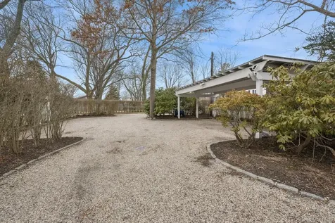 424 4th Street Greenport NY 11944