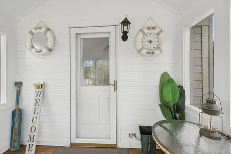 424 4th Street Greenport NY 11944