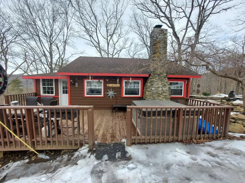 35 Cooper Road Monroe NY 10950