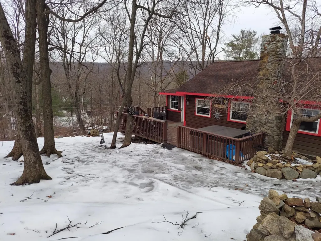 35 Cooper Road Monroe NY 10950