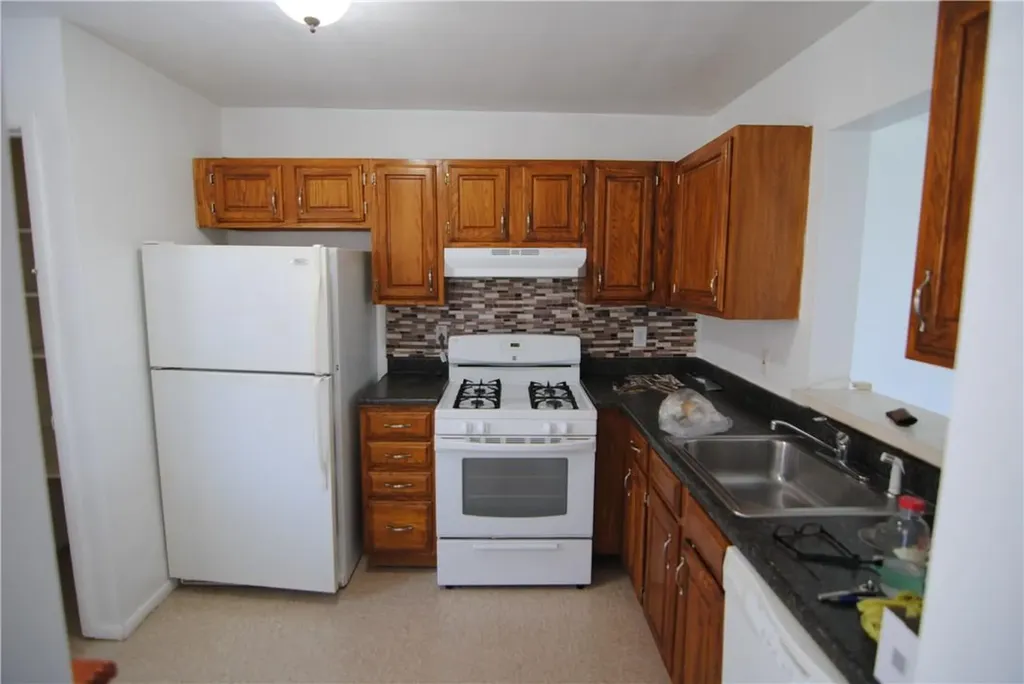 104 Blake Road Maybrook NY 12543