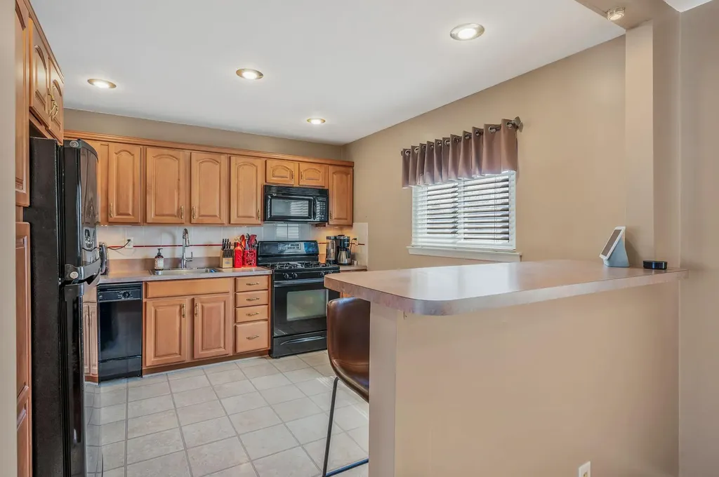 52 California Avenue Bay Shore NY 11706