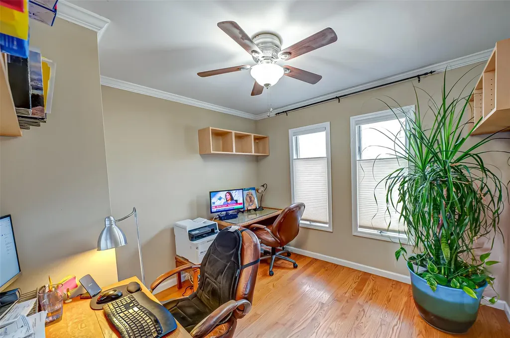 80 East Drive Copiague NY 11726