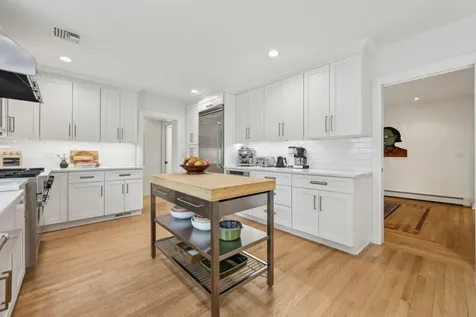 290 E Townline Road West Nyack NY 10994