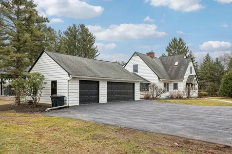 290 E Townline Road West Nyack NY 10994