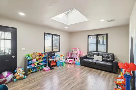 52 Brookfield Lane South Setauket NY 11720