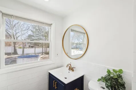 52 Brookfield Lane South Setauket NY 11720