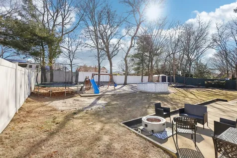 52 Brookfield Lane South Setauket NY 11720