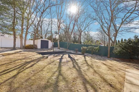 52 Brookfield Lane South Setauket NY 11720