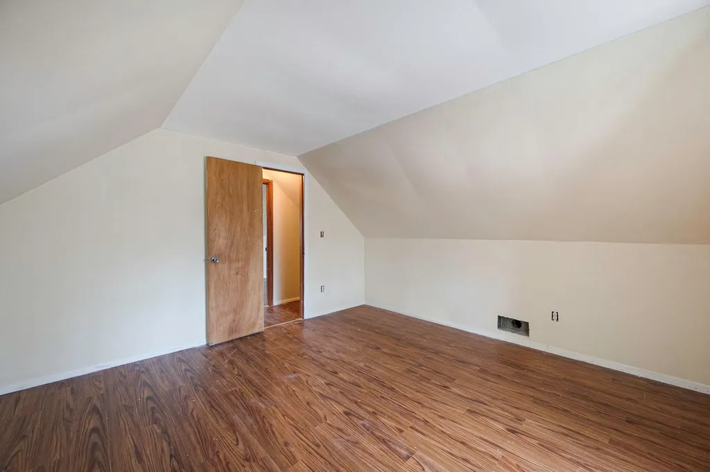 23 Ridge Road Shirley NY 11967