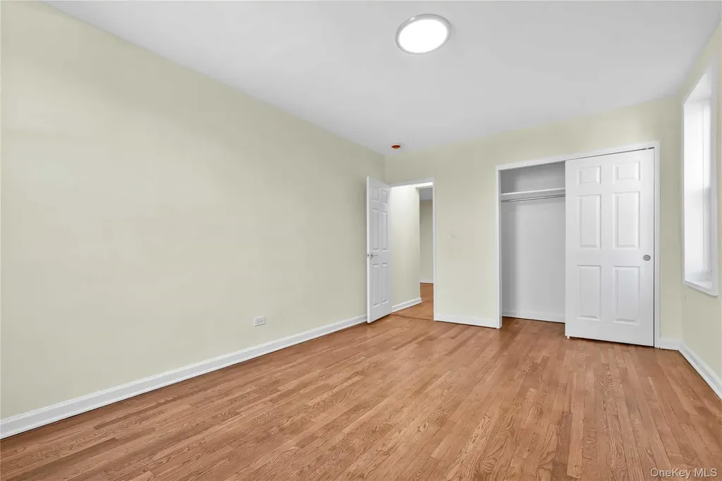 10 E 43rd Street Brooklyn NY 11203