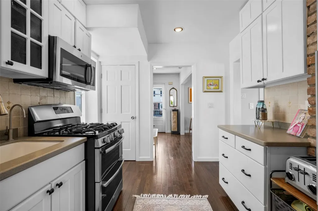 1402 Franklin Avenue Mamaroneck NY 10543