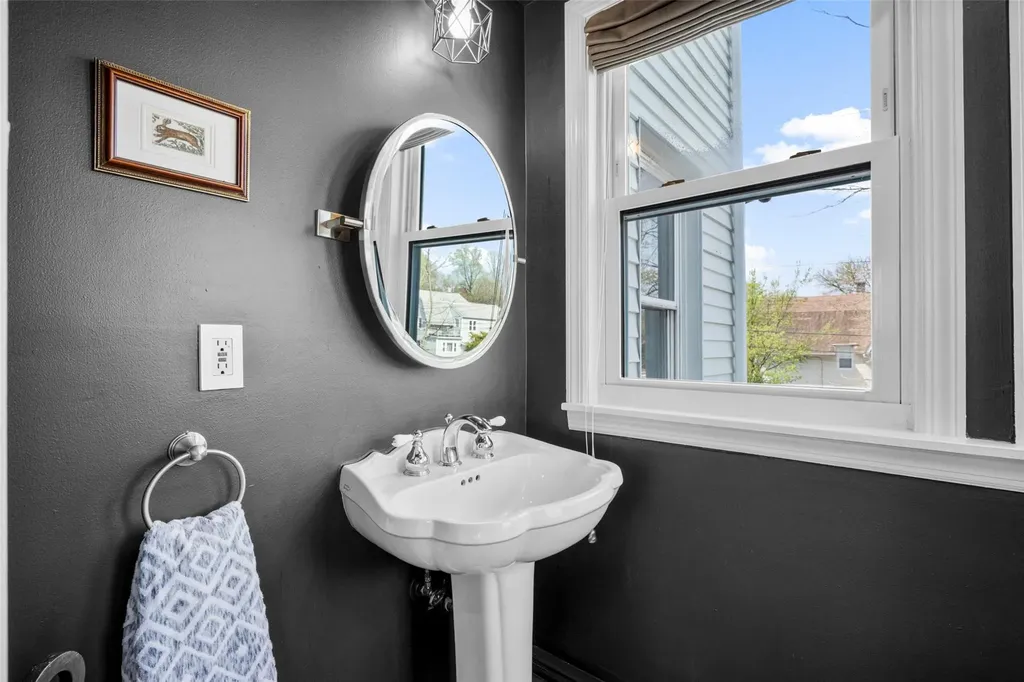 1402 Franklin Avenue Mamaroneck NY 10543