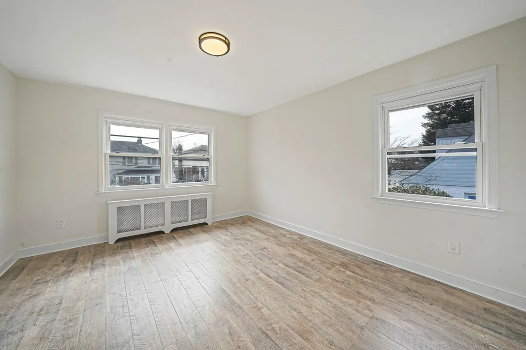 163 Wright Avenue Malverne NY 11565