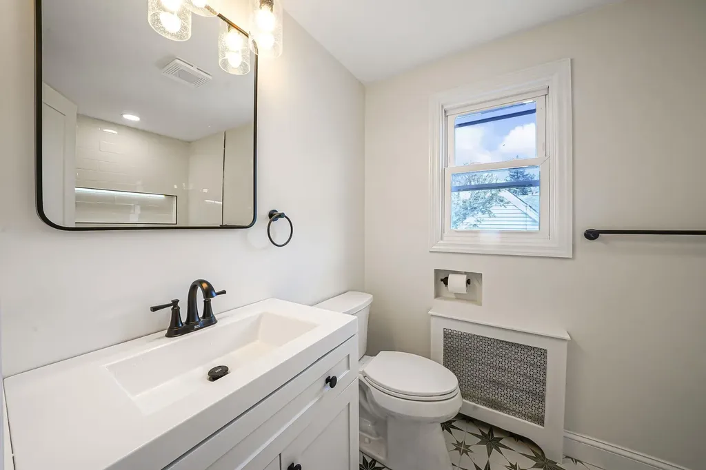 163 Wright Avenue Malverne NY 11565