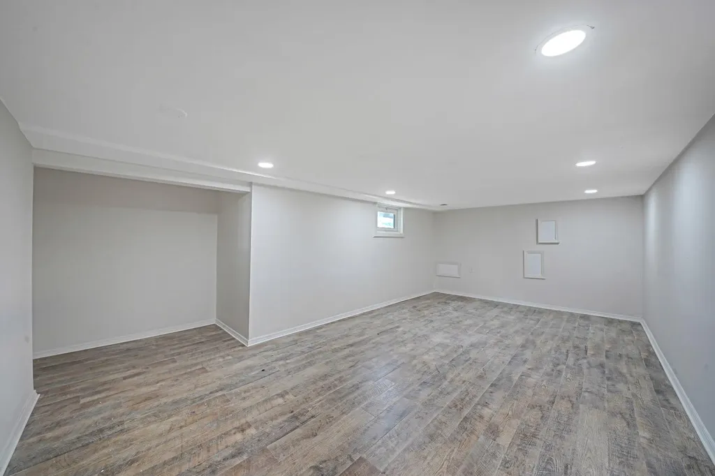 163 Wright Avenue Malverne NY 11565