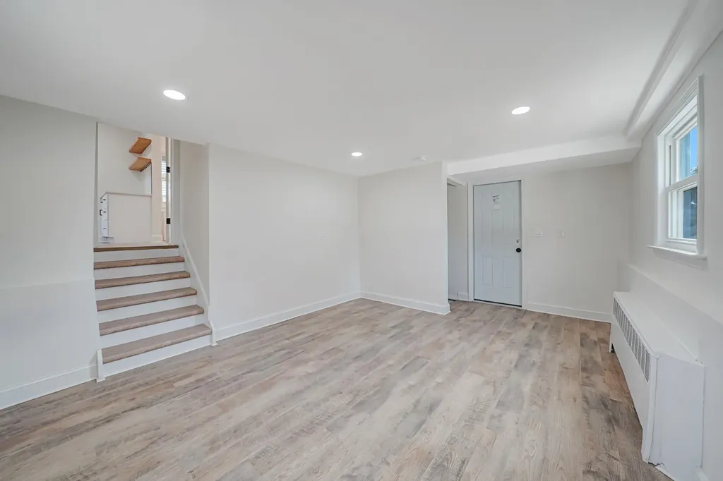 163 Wright Avenue Malverne NY 11565
