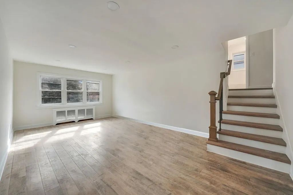 163 Wright Avenue Malverne NY 11565