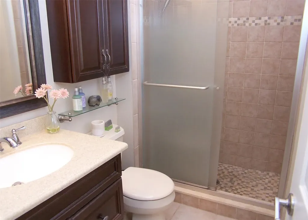 43 Wedgewood Drive Coram NY 11727