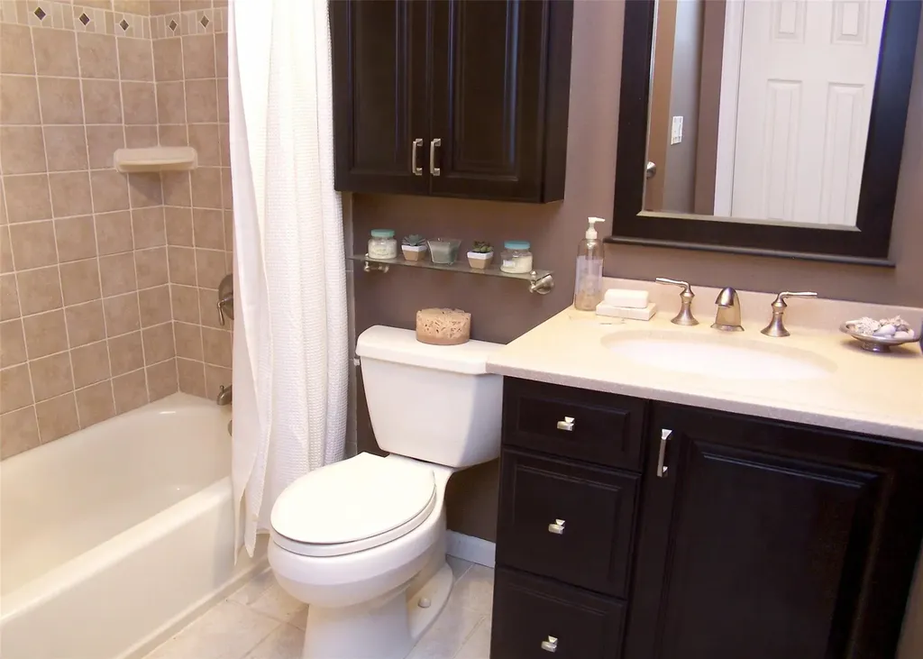 43 Wedgewood Drive Coram NY 11727