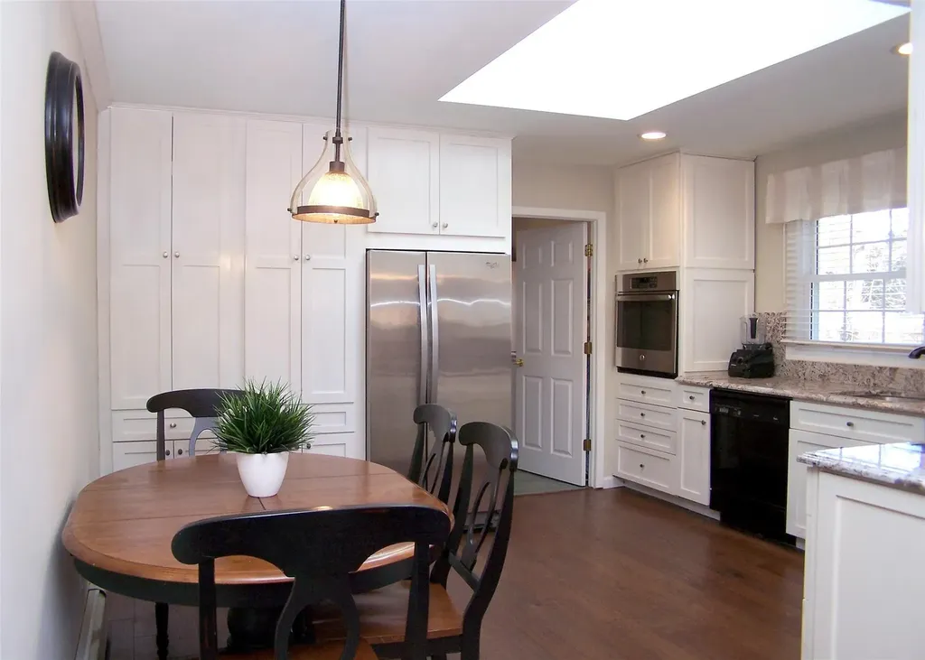 43 Wedgewood Drive Coram NY 11727