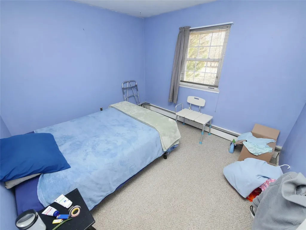 72 Wards Lane Bellport NY 11713