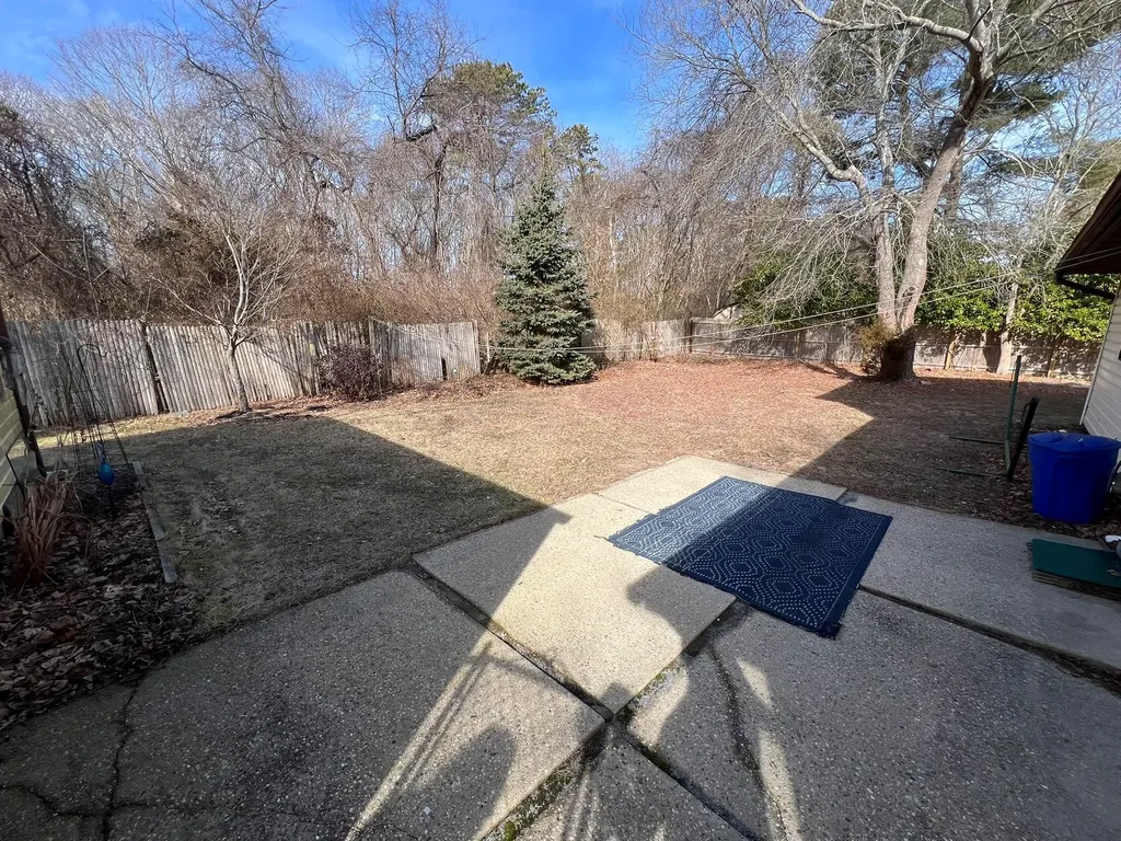 72 Wards Lane Bellport NY 11713