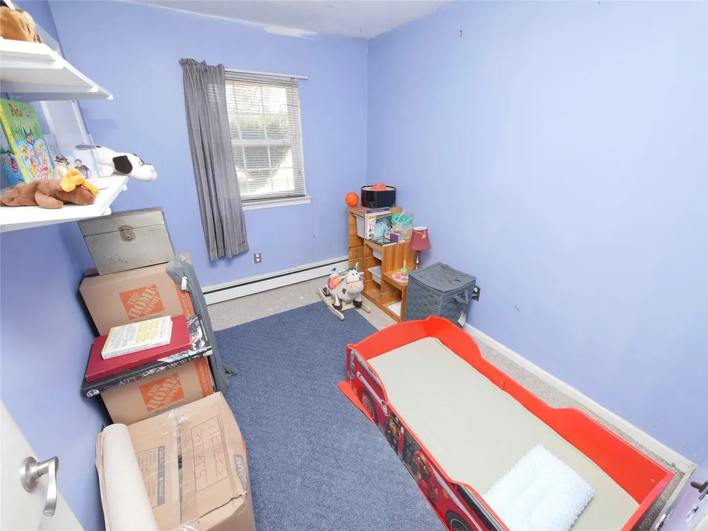 72 Wards Lane Bellport NY 11713