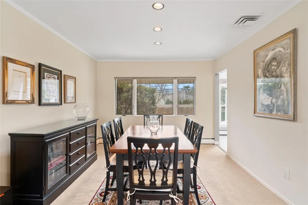 256 Forest Drive Jericho NY 11753