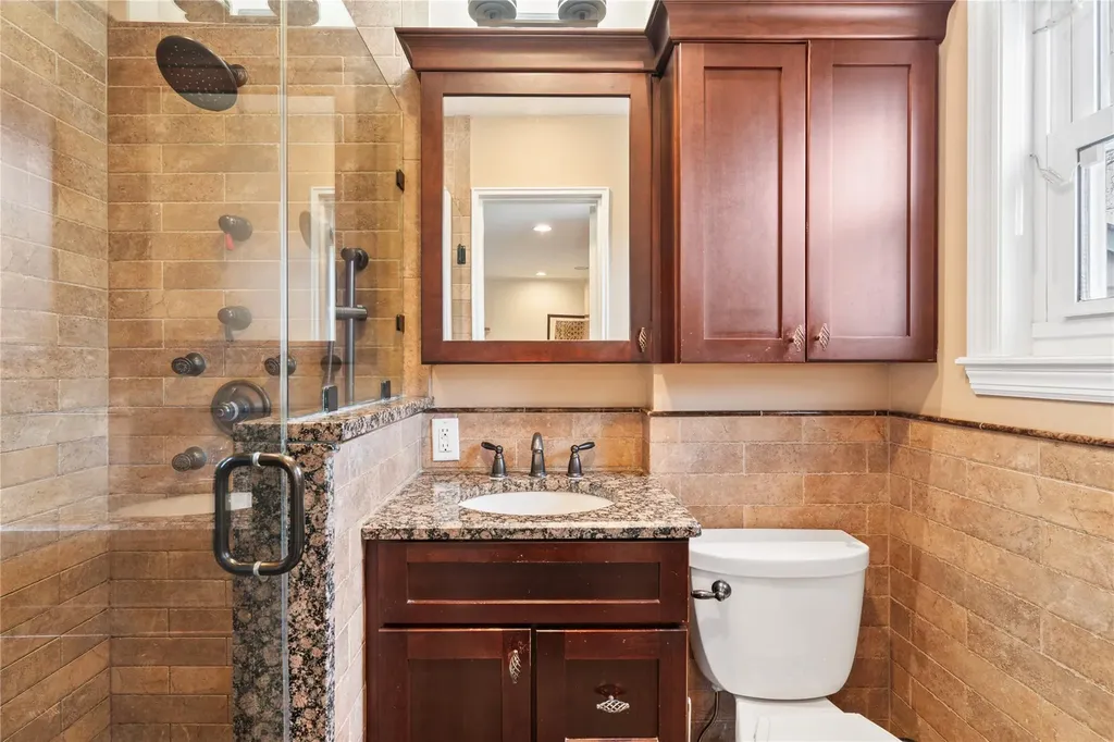 256 Forest Drive Jericho NY 11753