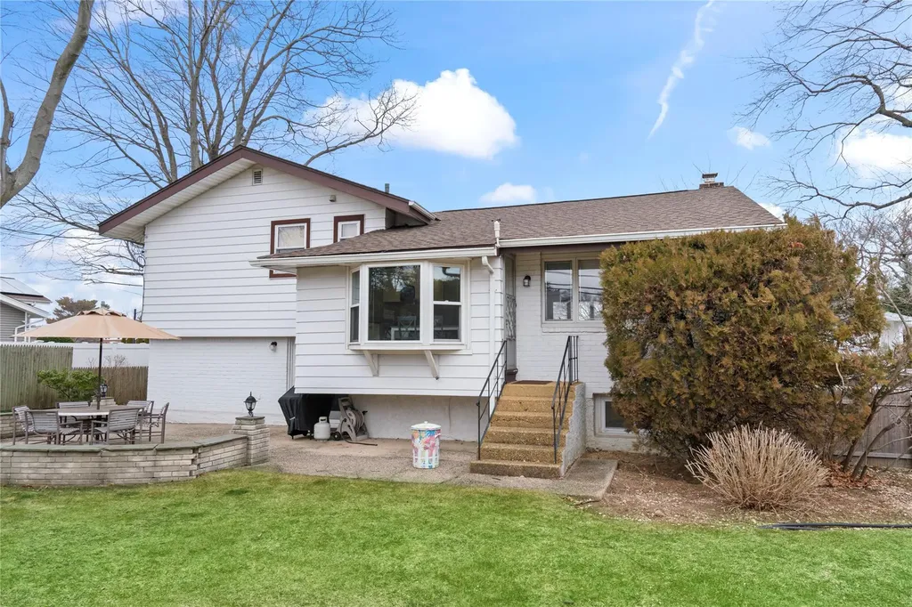 256 Forest Drive Jericho NY 11753