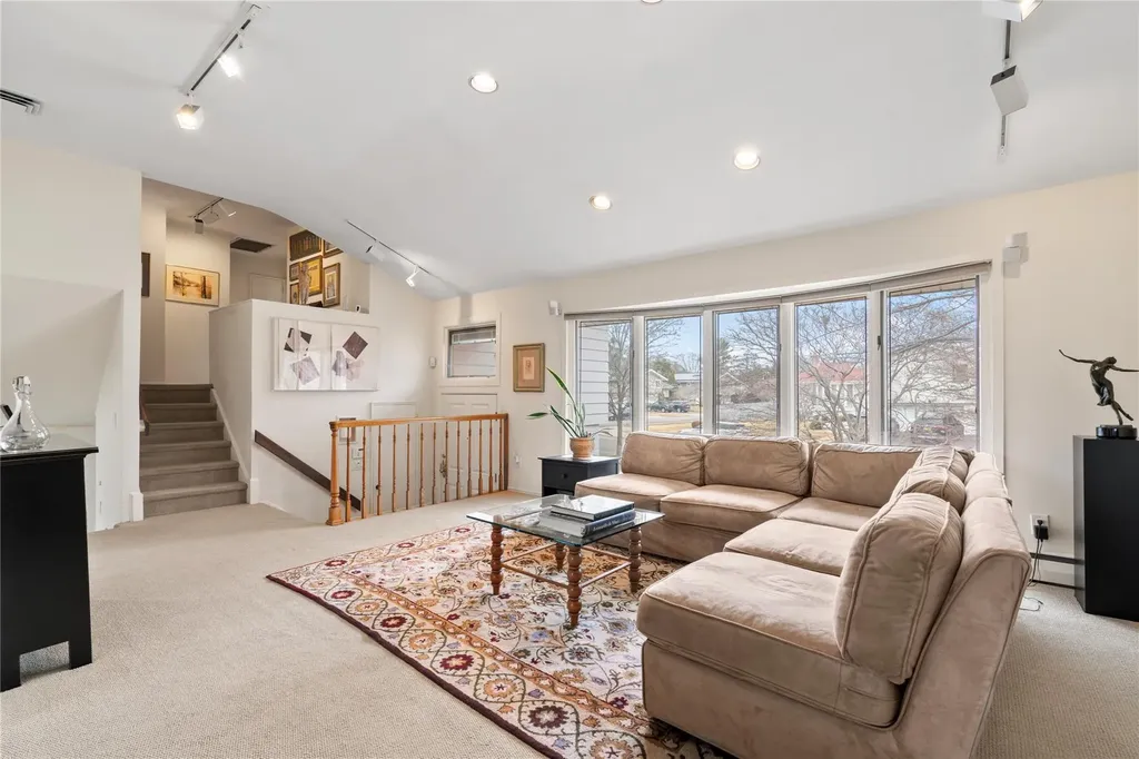 256 Forest Drive Jericho NY 11753