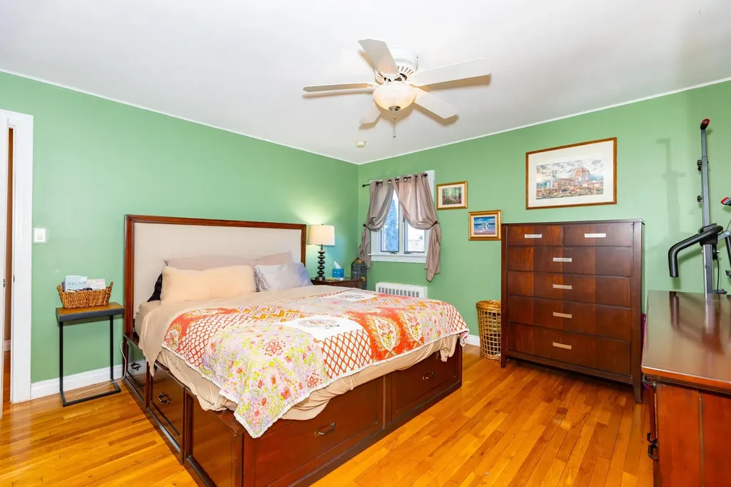847 Aberdeen Road Bay Shore NY 11706