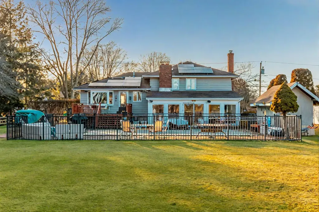 847 Aberdeen Road Bay Shore NY 11706