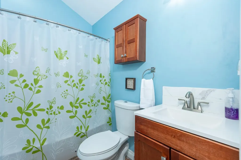 847 Aberdeen Road Bay Shore NY 11706